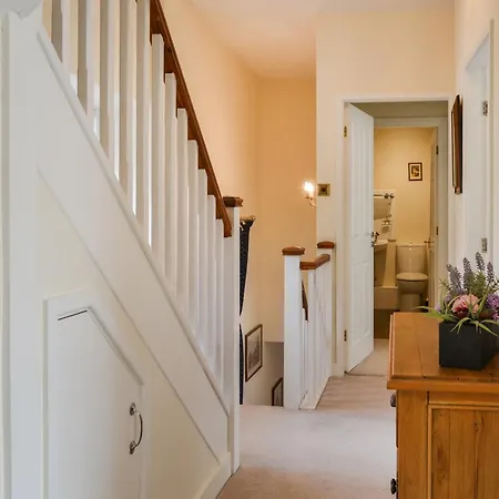 Beckbridge House *